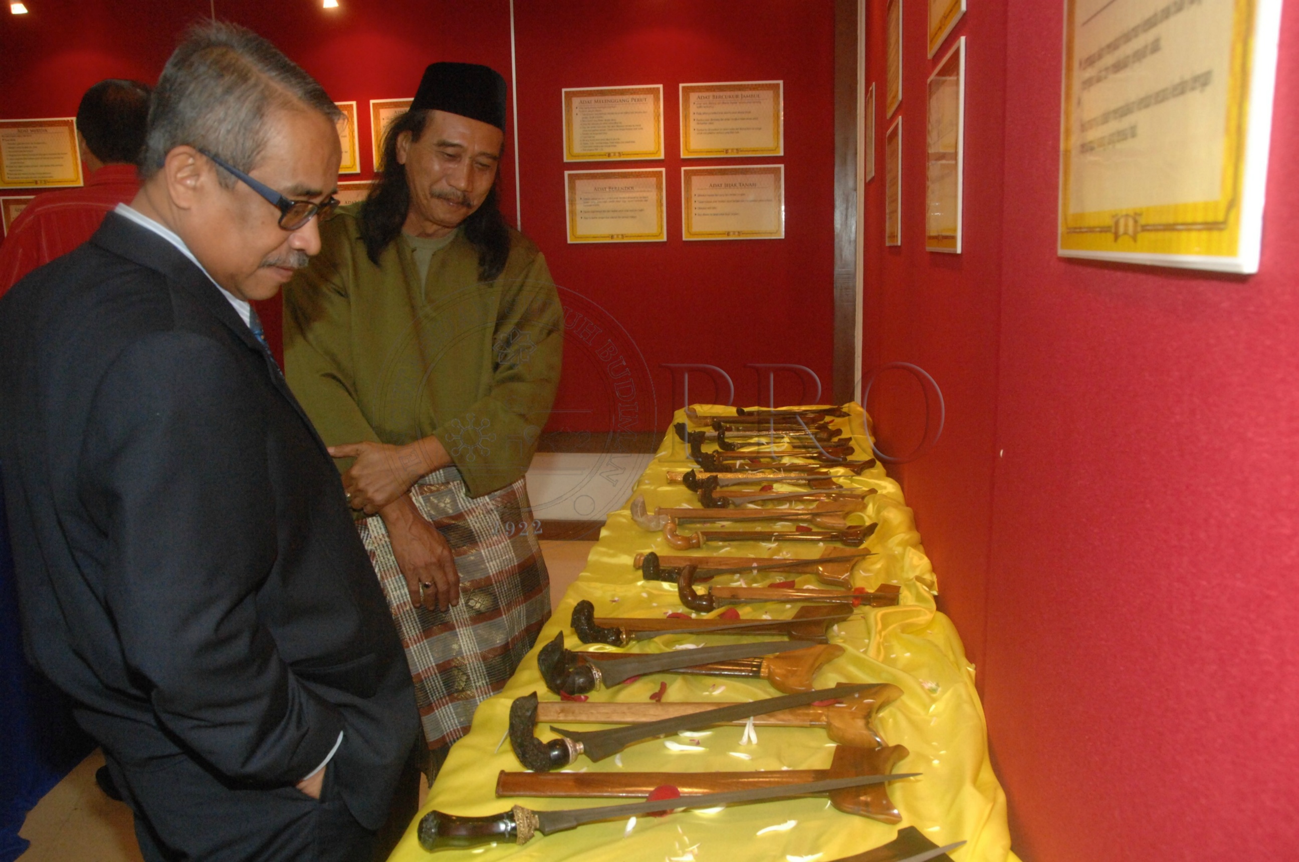 PRO 14 33 WACANA FBA 0011